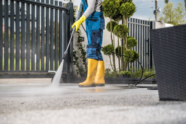 Why Choose Our Certified Pressure Washing Experts for Your Project Needs in Medina, TN?